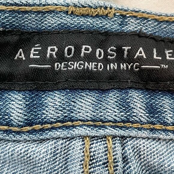 Aeropostale Slim Taper Fit Jeans Blue Light Wash Denim 5-Pocket 30/32 - Picture 4 of 6